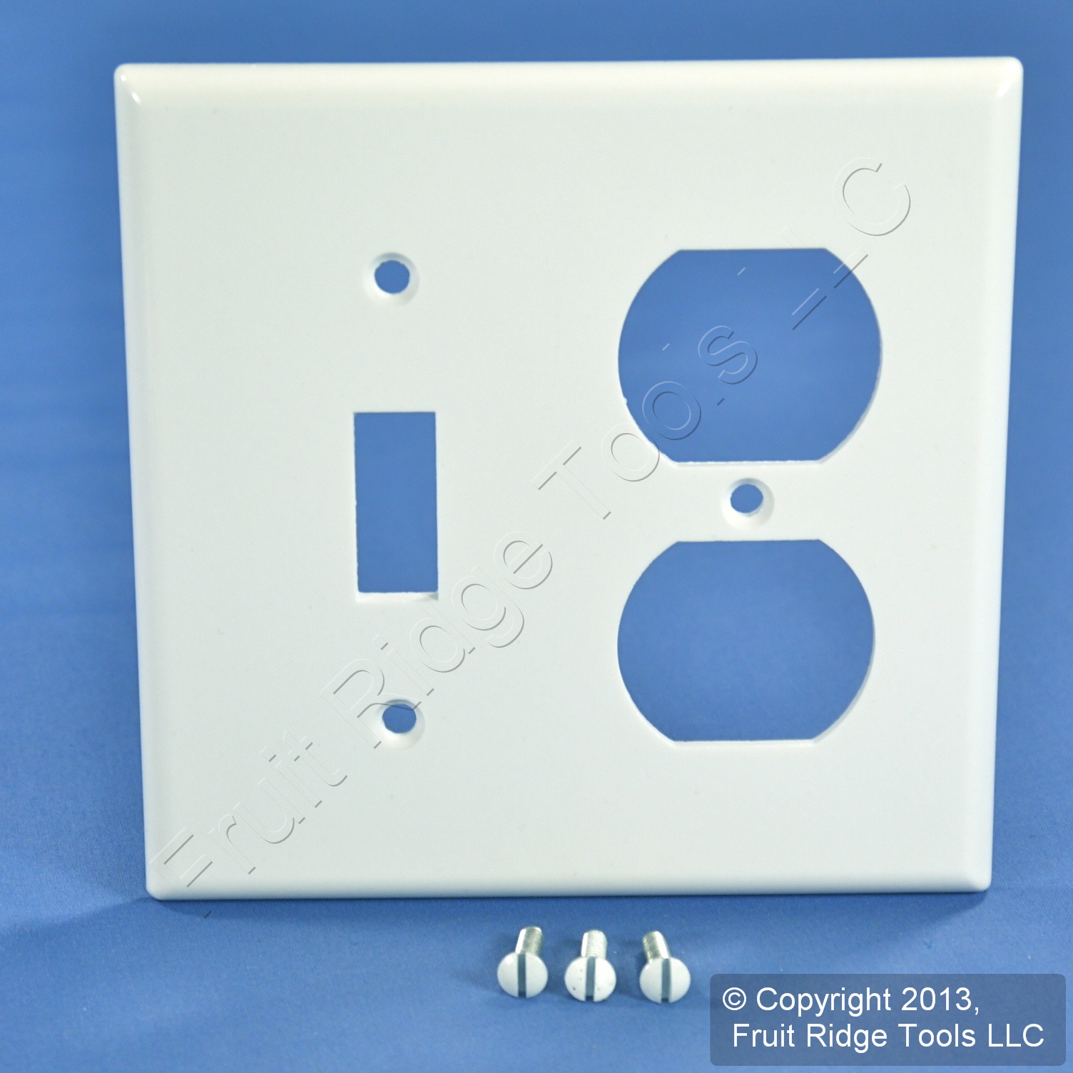 Leviton White Switch Plate Receptacle Outlet Cover Wallplate