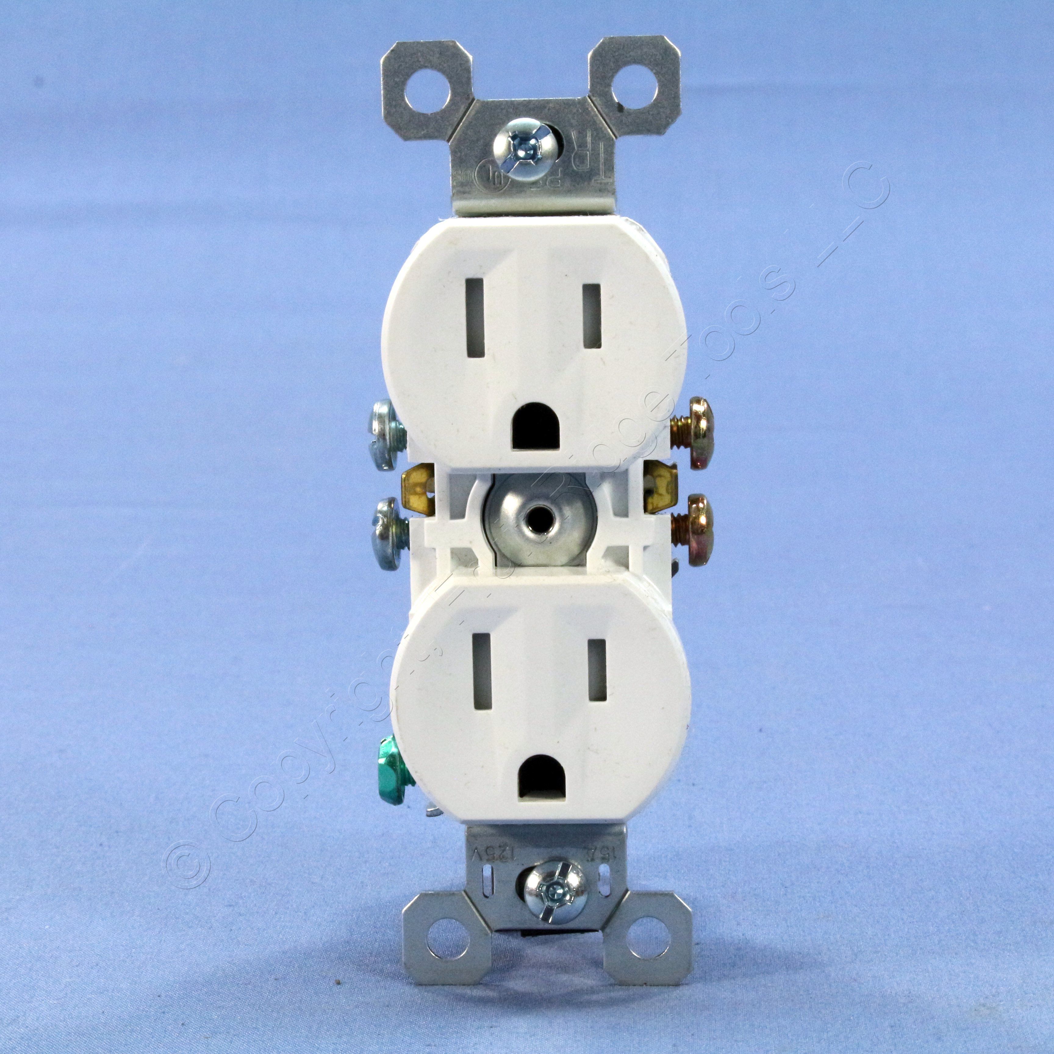 Pass & Seymour White Tamper Resistant Receptacle Outlet 15A 515R Bulk