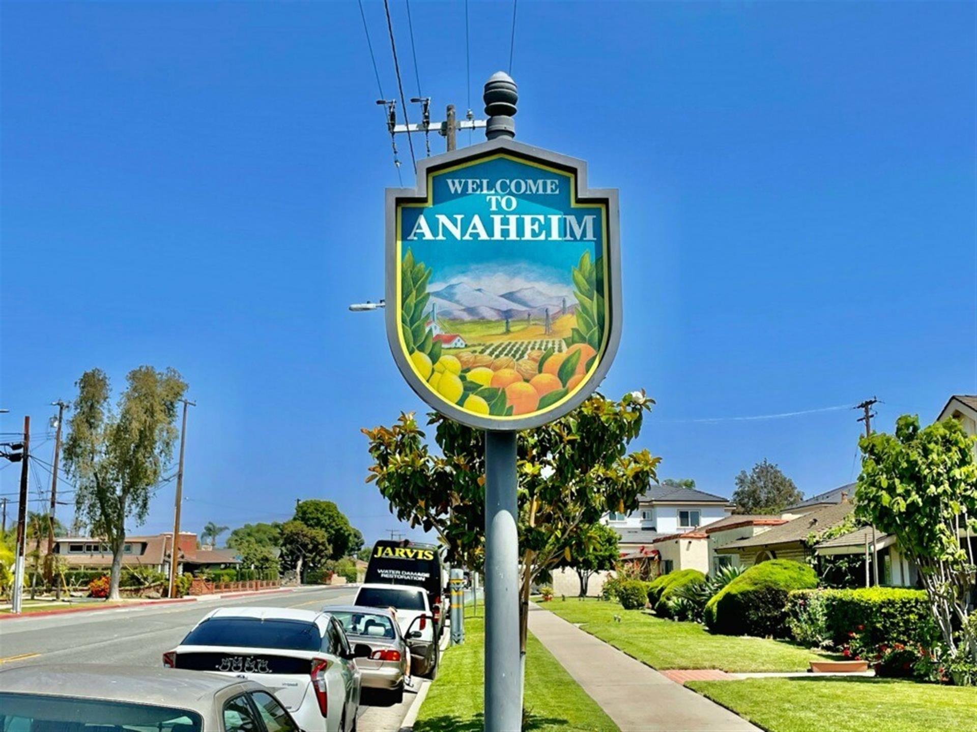 1811 W. SALLIE LN, ANAHEIM, CA