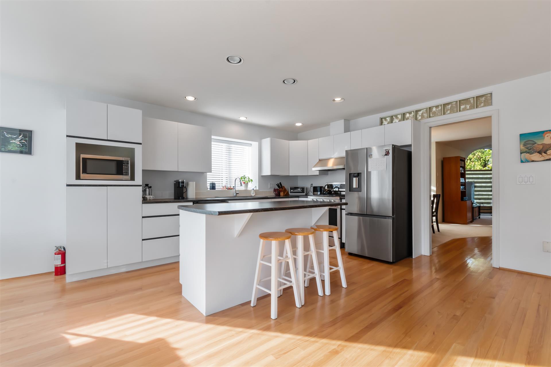 1990 SPERLING AVENUE, BURNABY, BC