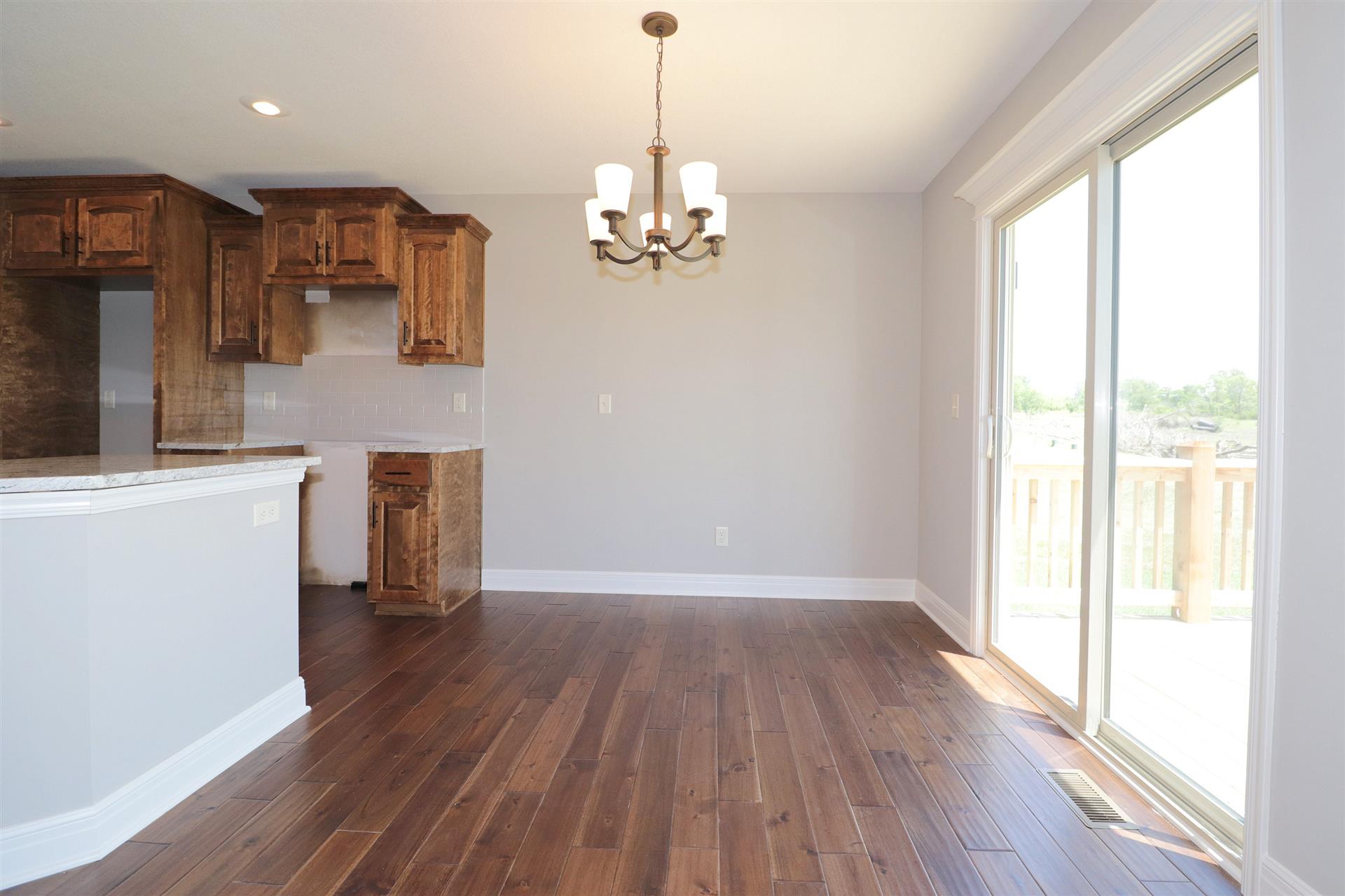 THE AUGUSTA, KANSAS CITY, MO