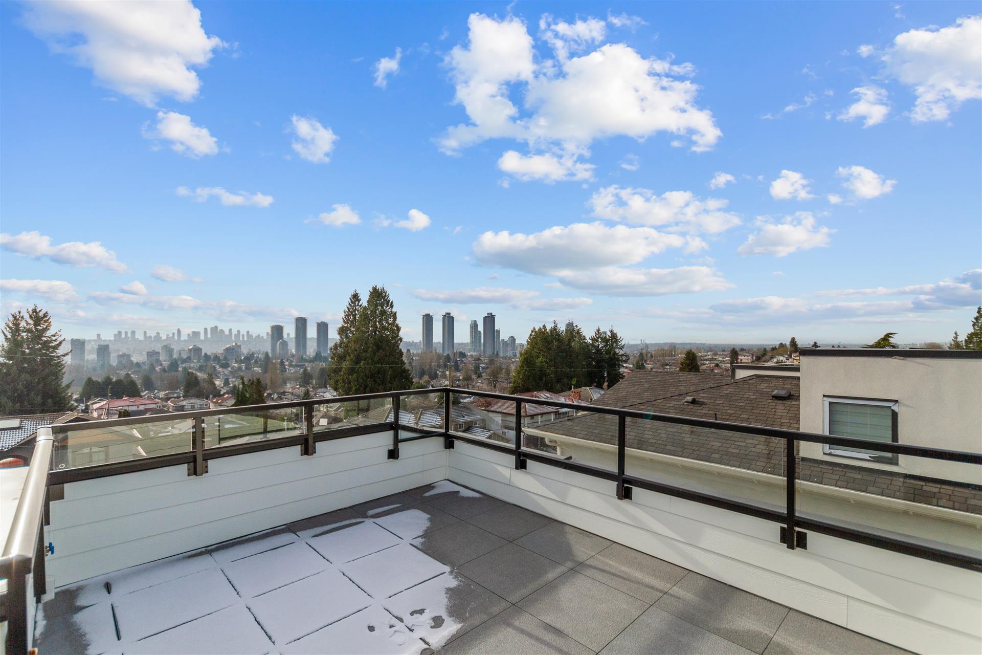 5343 FRANCES STREET, BURNABY, BC