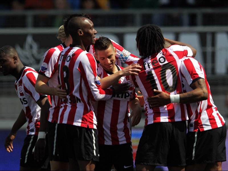 Köln Relegation Kantersieg gegen Köln Werder rettet sich in die