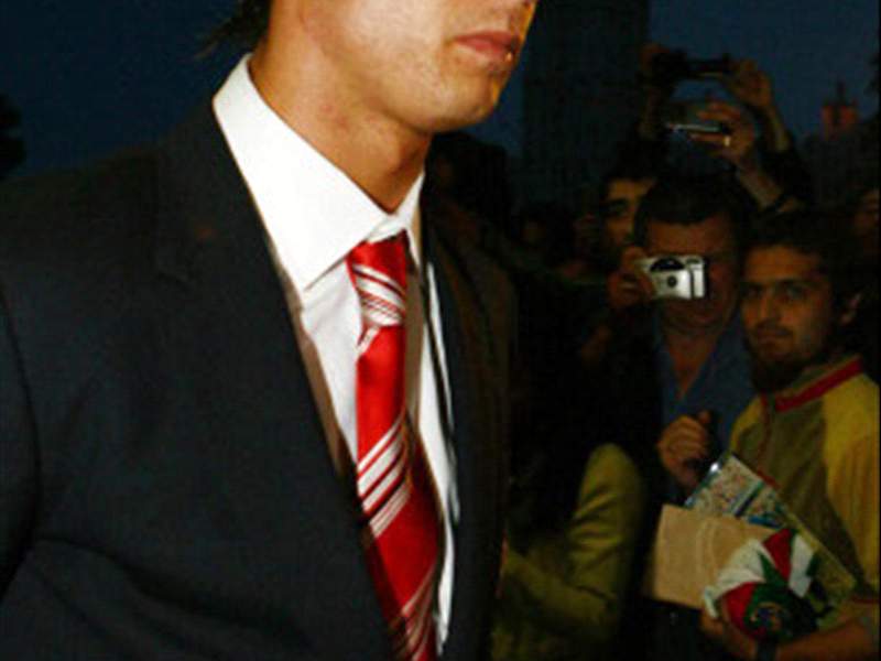 Ronaldo Finds House In Spain | Goal.com