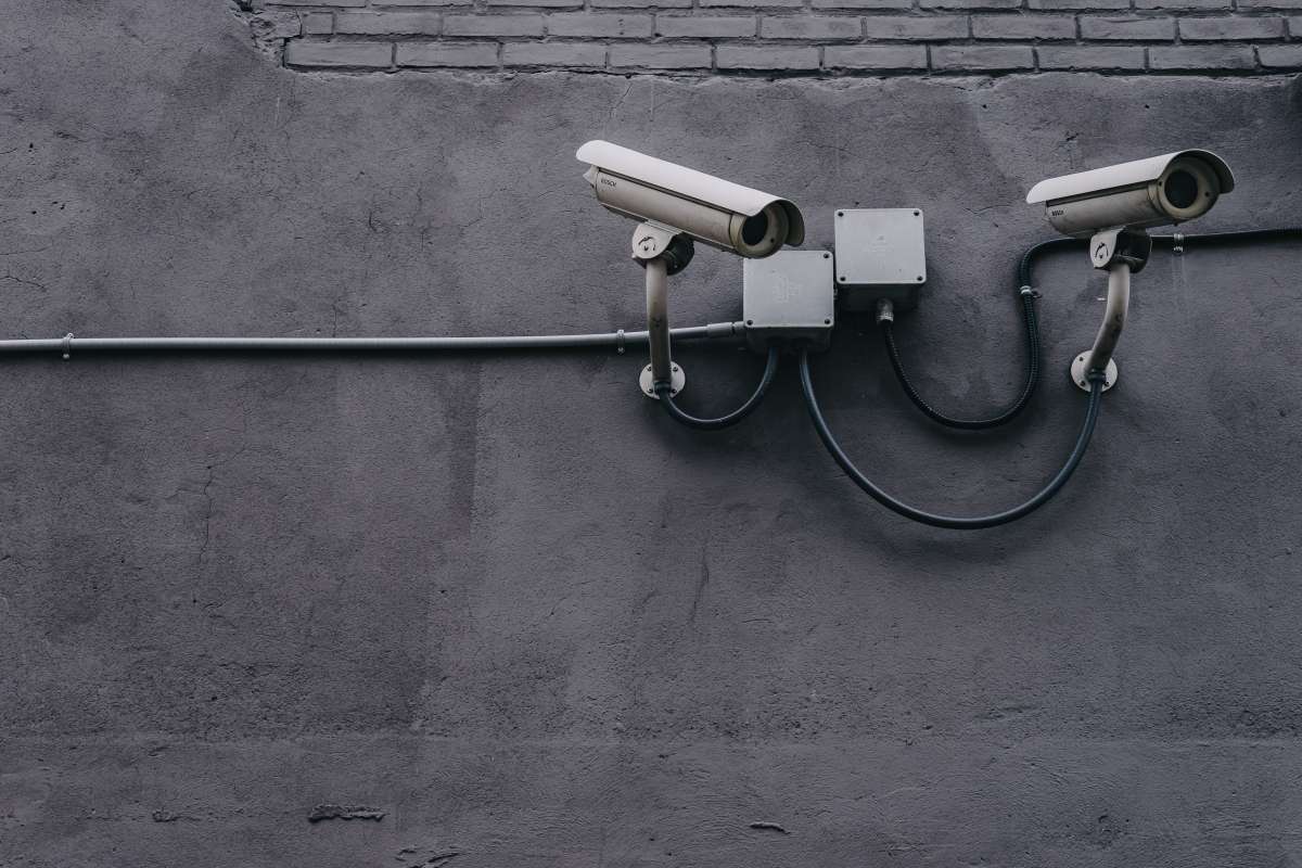 What's The Difference Between Surveillance Cameras And Security Cameras?