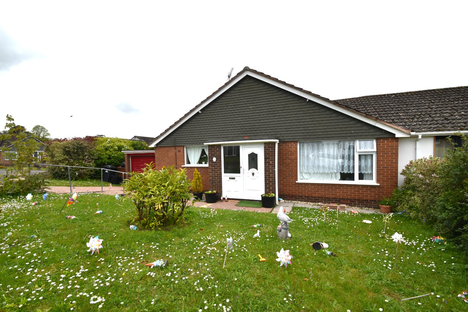 Crowden Crescent, Tiverton, Devon, EX16 4ET Seddons