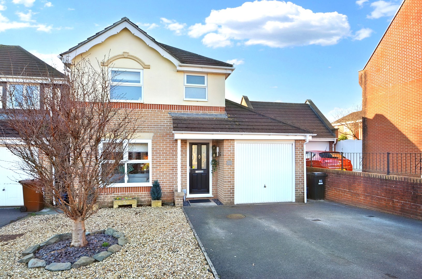Lancaster Close, Cullompton, Devon, EX15 1XB Seddons