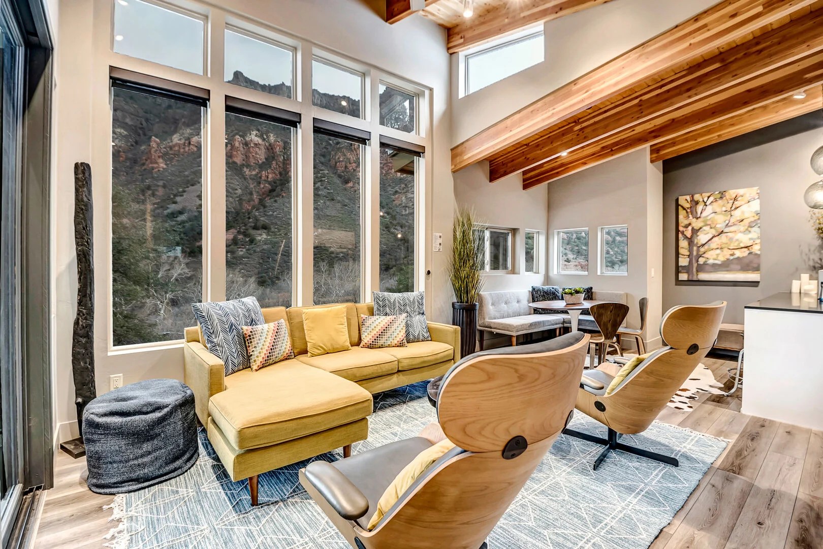 Check Out Our Places to Rent in Sedona with Mountain Views