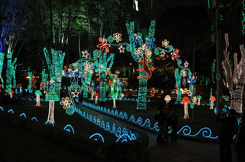 Colombian Vancouver Wa Christmas Lights 2023 Christmas in Colombia vs. Christmas in USA Colombia Travel Blog by
