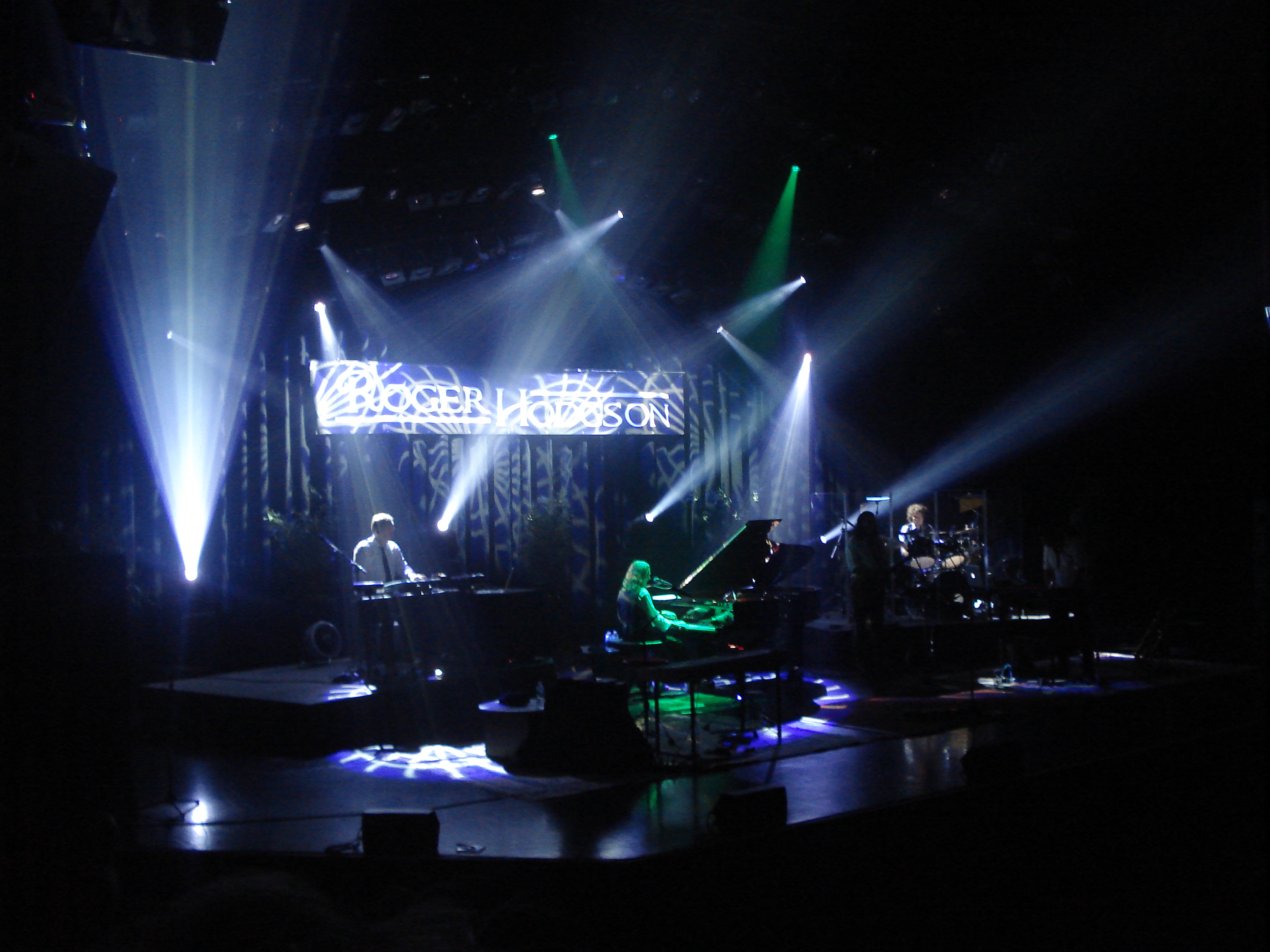 Roger Hodgson Is Supertramp Smooth in The Songs of Supertramp