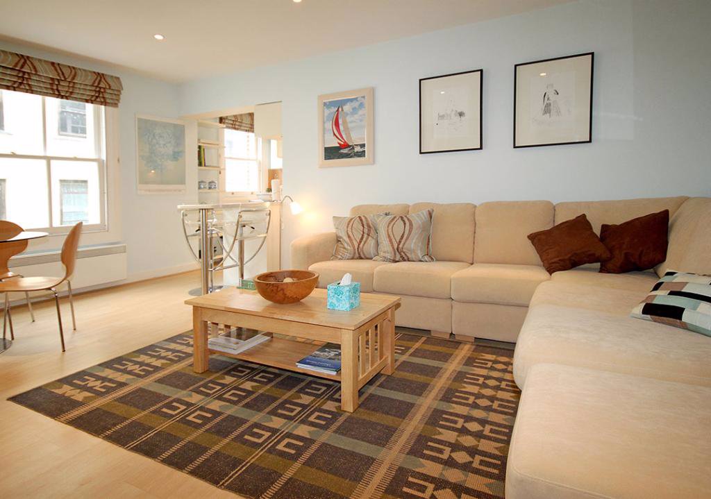 6 Tudor Apartments, Mill Street, St Peter Port 1 bedroom open market