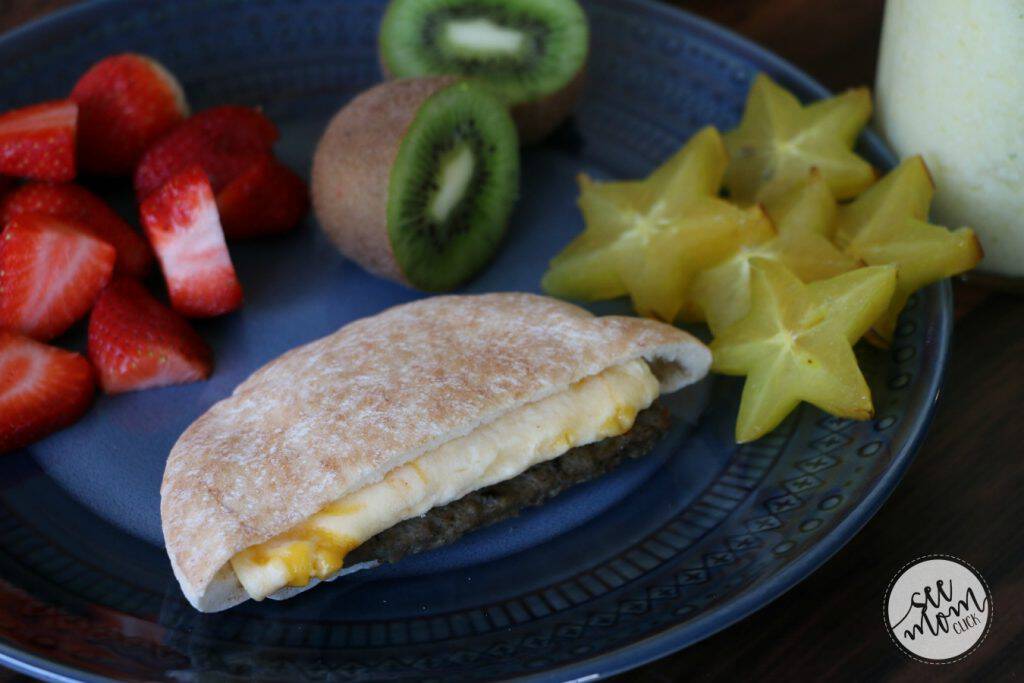 Wake Up Your Weekday Breakfasts + Pineapple Smoothie Recipe See Mom Click
