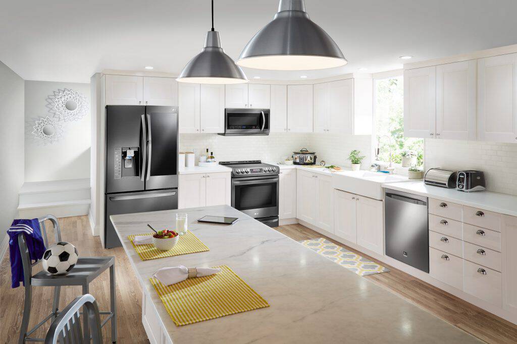 Save on a Kitchen Remodel with LG Appliances See Mom Click