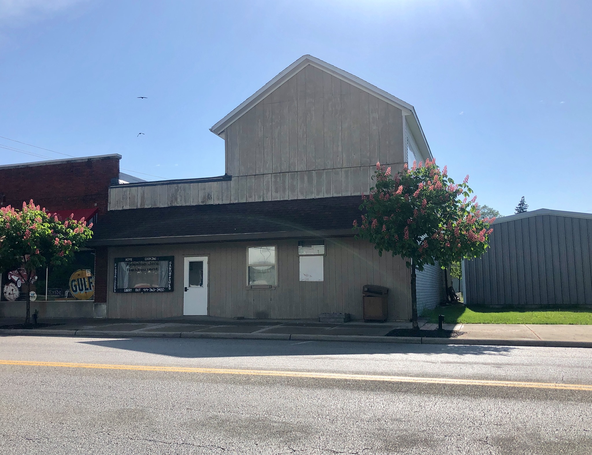 Frankie Jo's Bar & Restaurant Greater Grand Lake Visitors Region