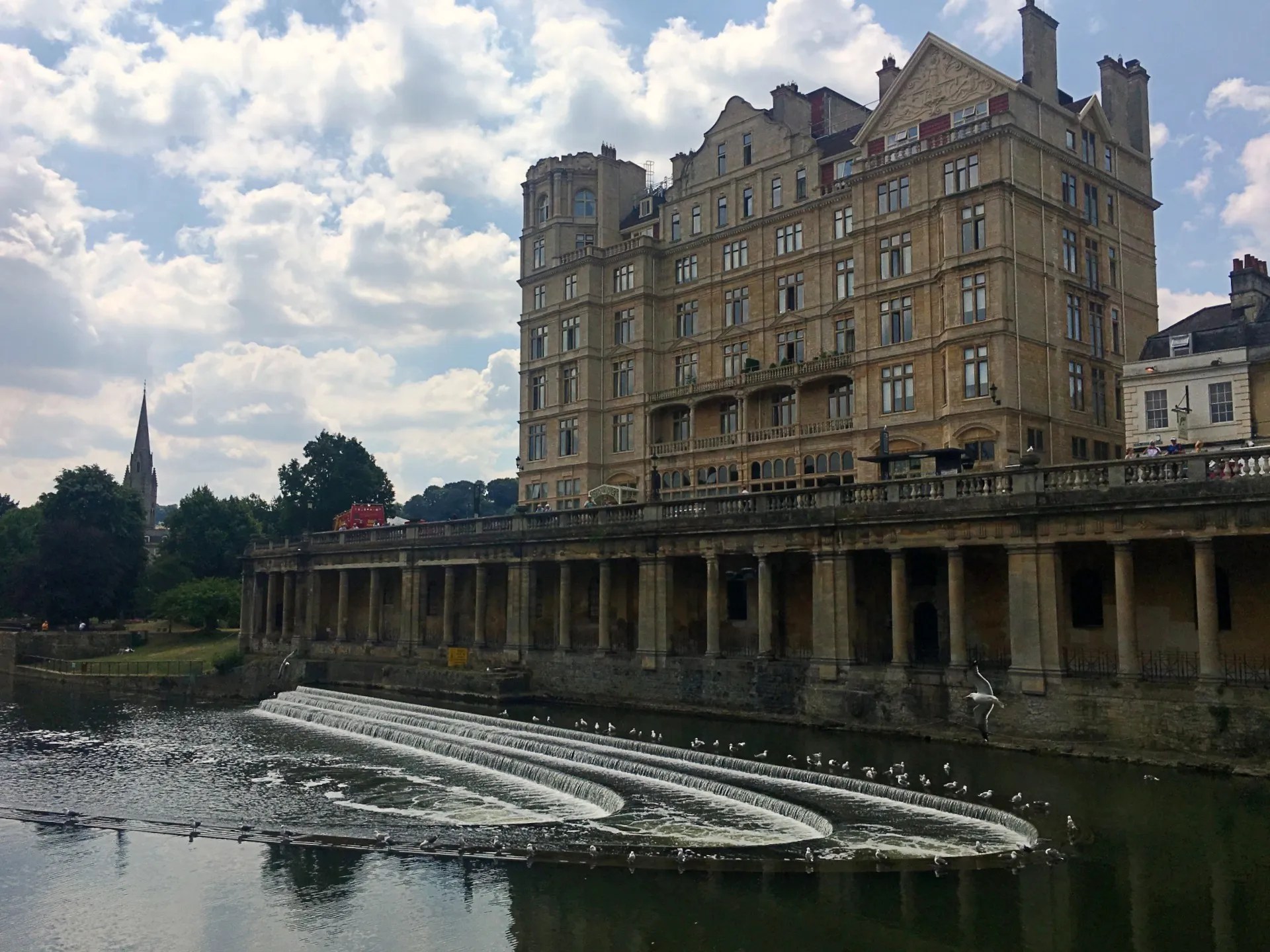 Bath, na Inglaterra batevolta de Londres e dicas do que fazer