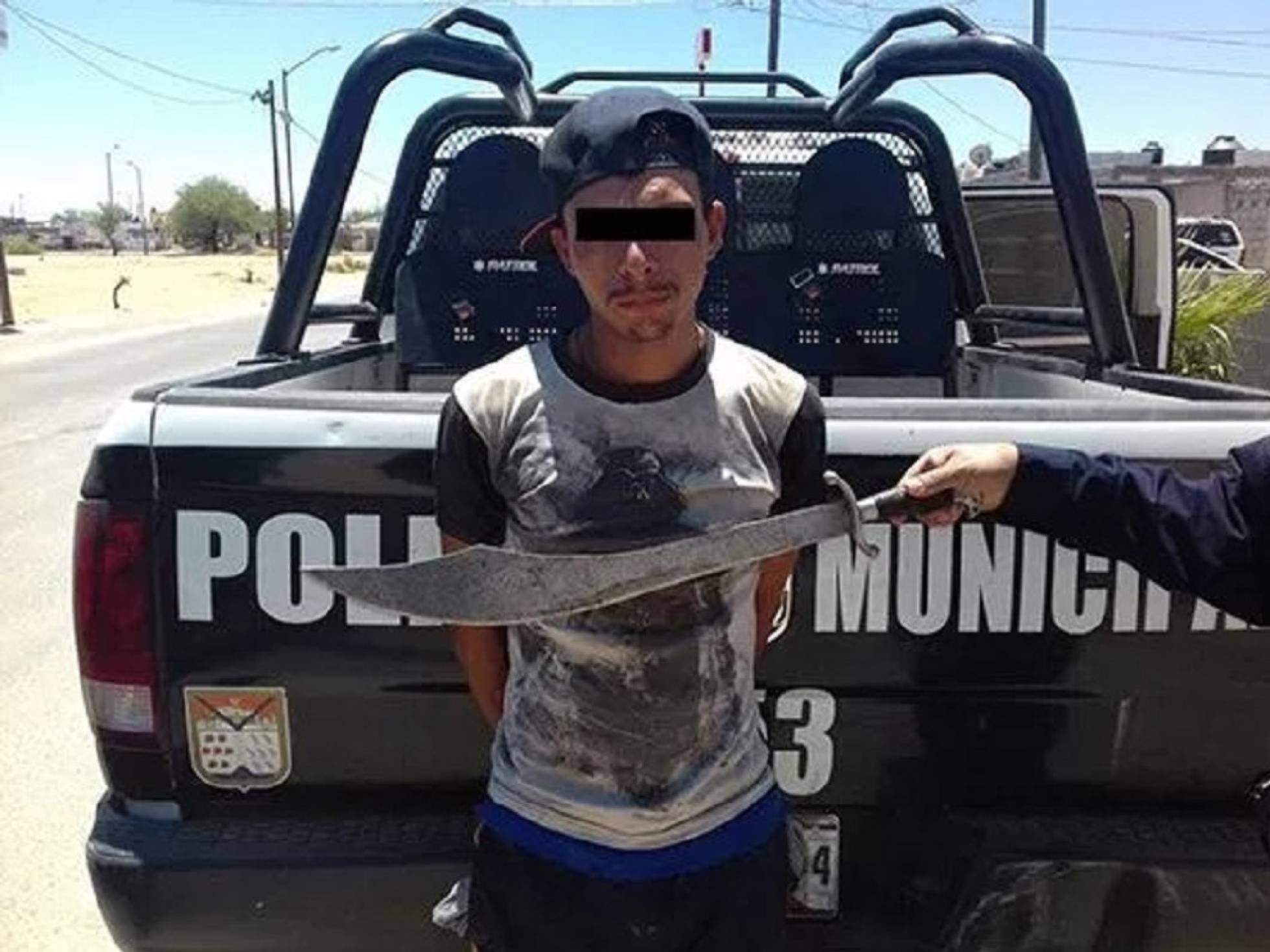 Sonora ordena a sus policías matar a ladrones armados con machetes