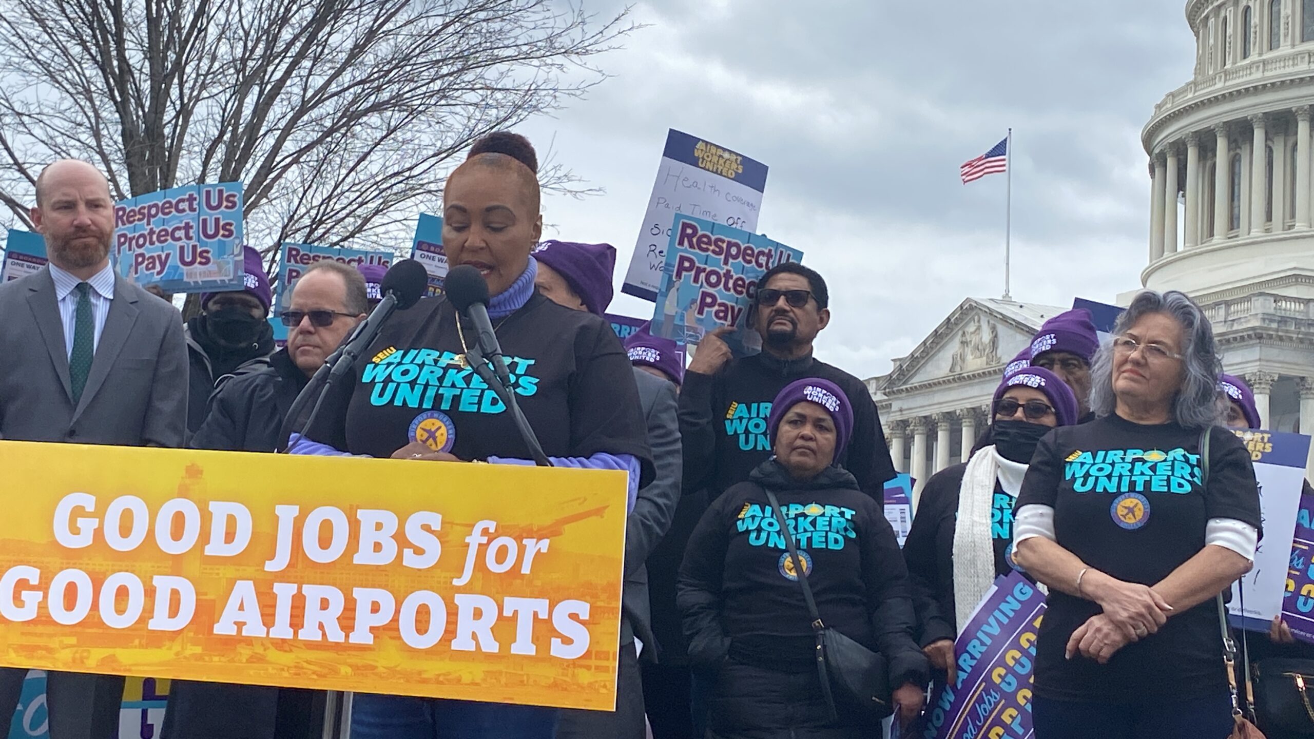SeaTac Airport Worker Advocates for Good Jobs for Good Airports Act in