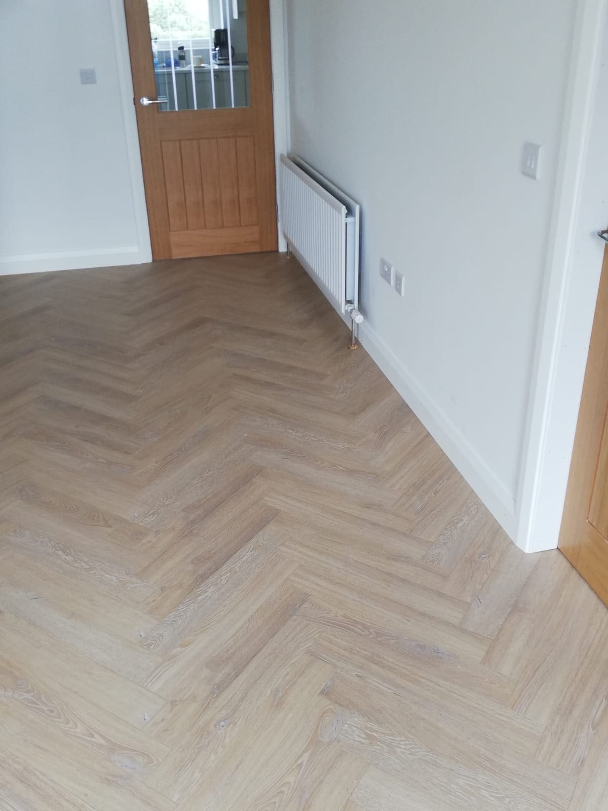 Select Laminate Lignum Fusion Herringbone Desert Oak L27