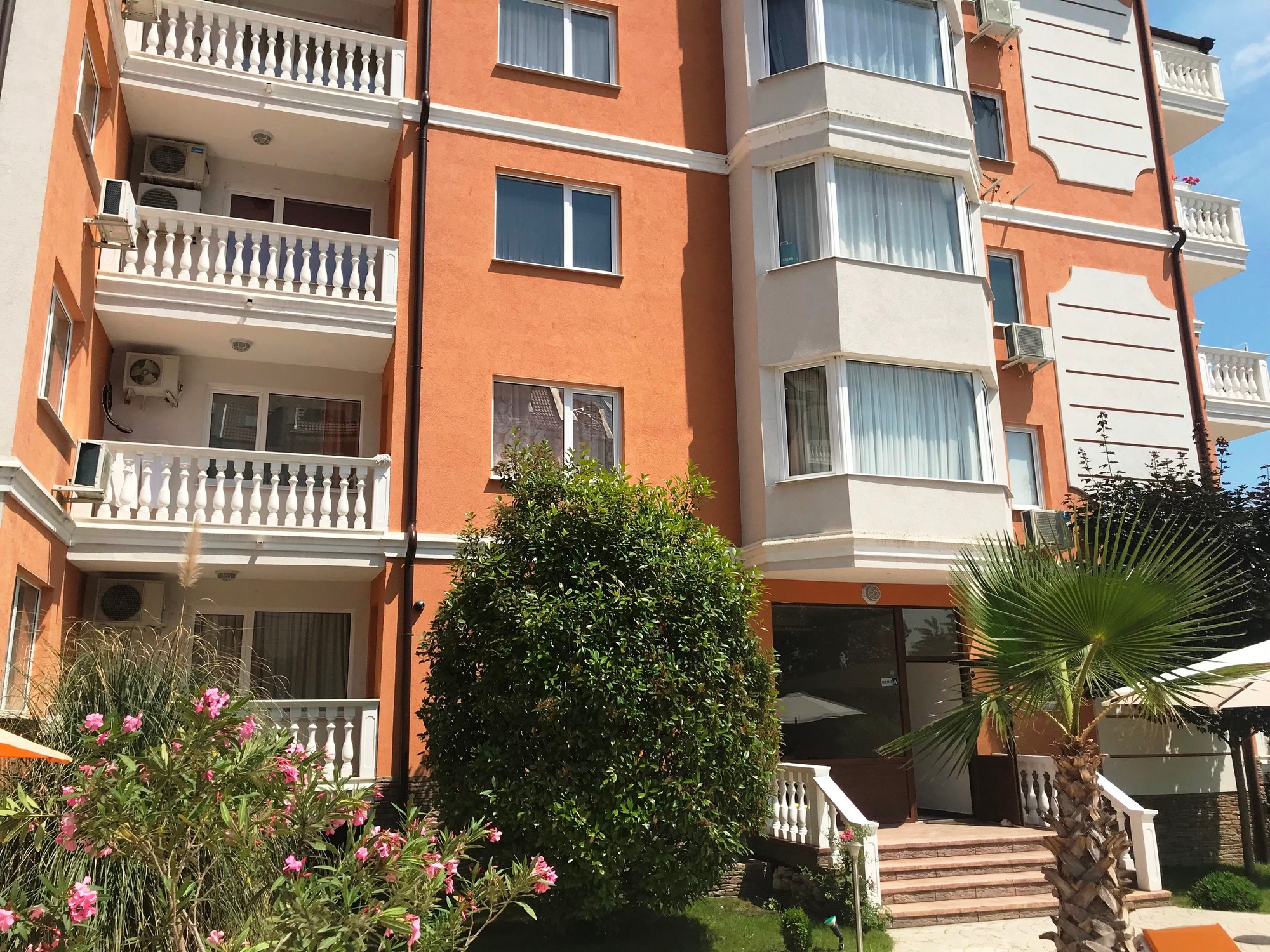 One bed apartment for sale in Sunny Beach resort, Bulgaria Select