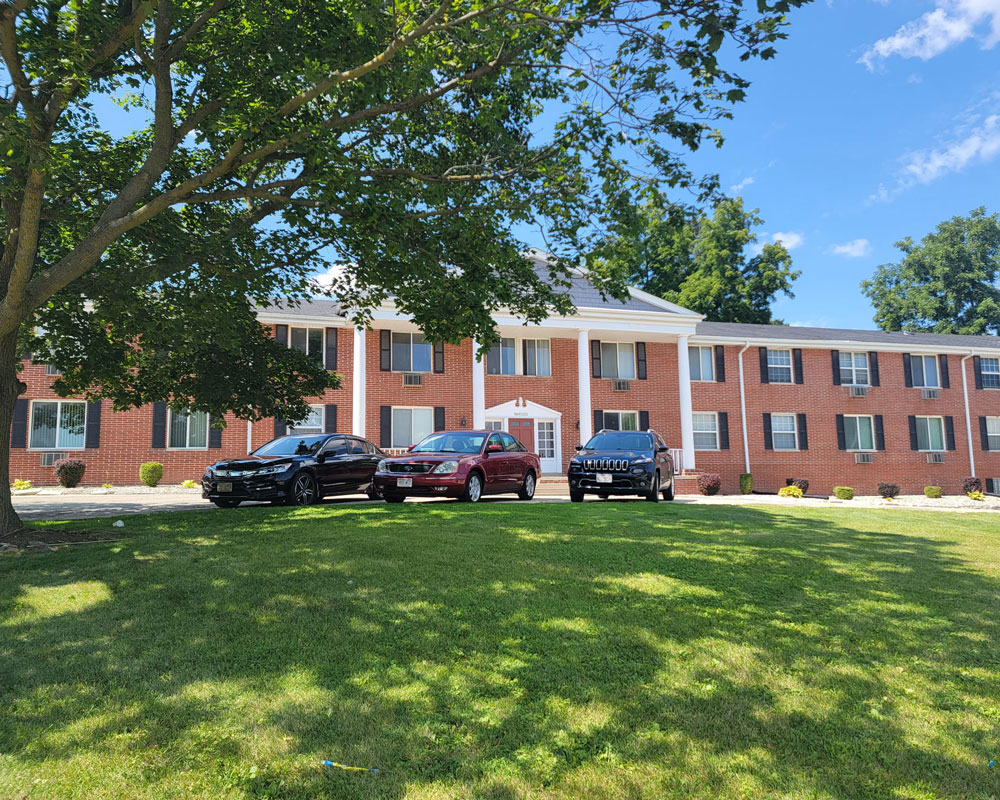 Apartment Home Properties Milwaukee, WI Select Properties