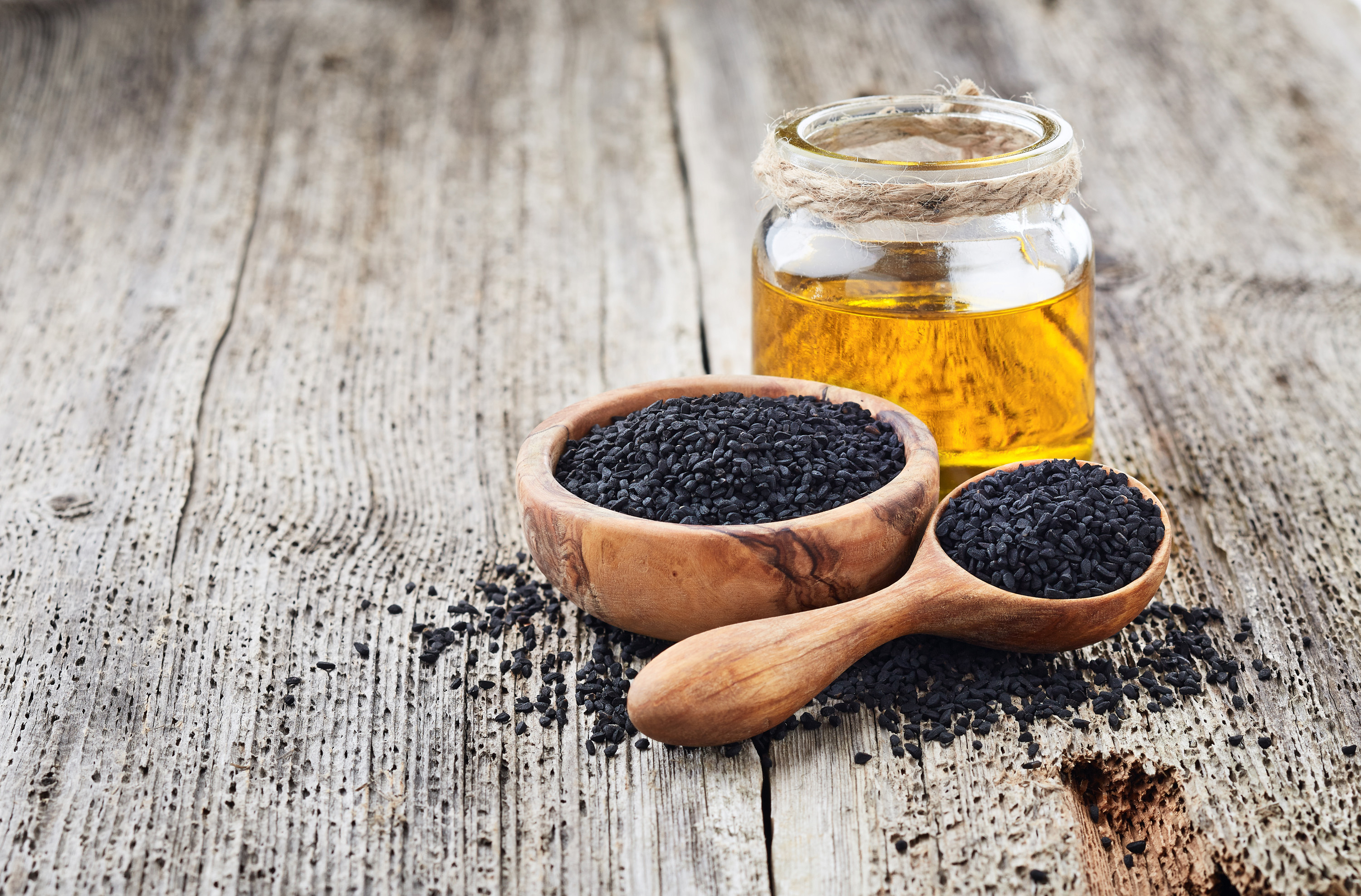 The Health and Beauty Benefits of Black Seed Oil — Magazines Daily