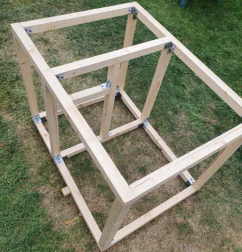 Easy DIY Winter Doghouse Self Sufficient Projects