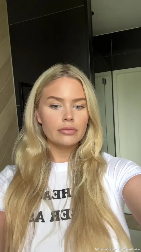 Lisa Catherina - LisaCatherina | Selfy Models