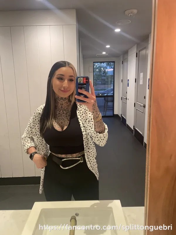 Split Tongue Bri - Split TongueBri | Selfy Models