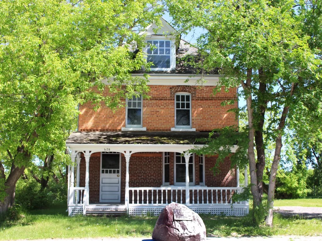 A Timeless Design Queen Anne Revival Style Selkirk Museum