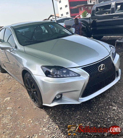 Tokunbo 2009 Lexus IS350 full option for sale in Nigeria | Sellatease