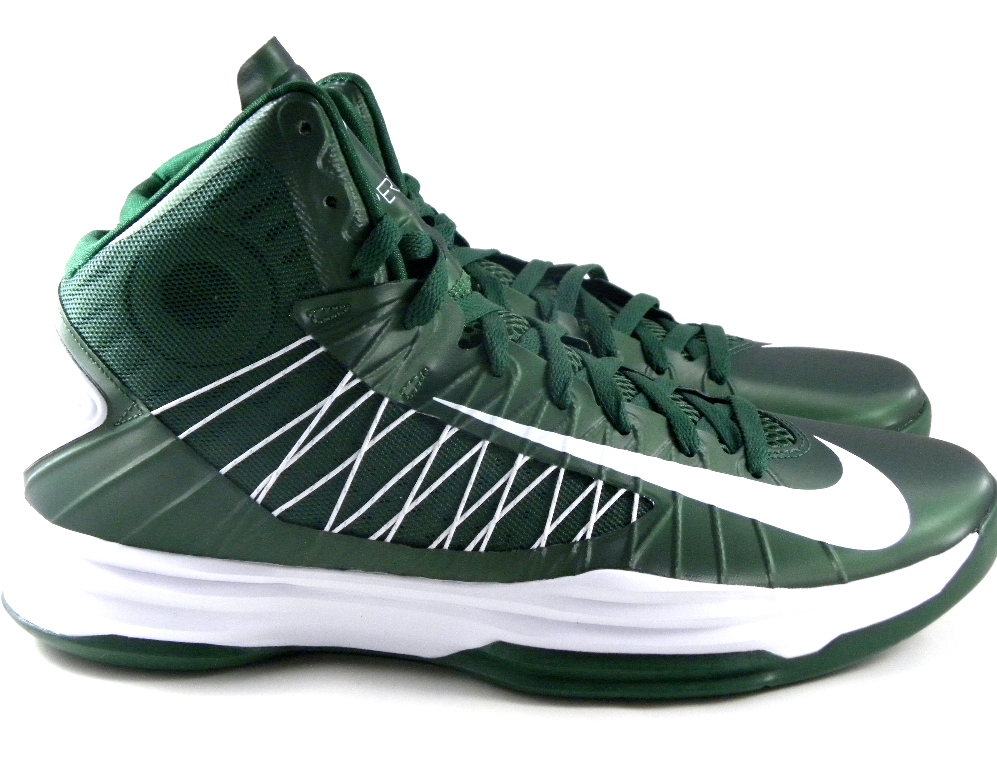 87 Sports Dark green and white basketball shoes for Trend in 2022