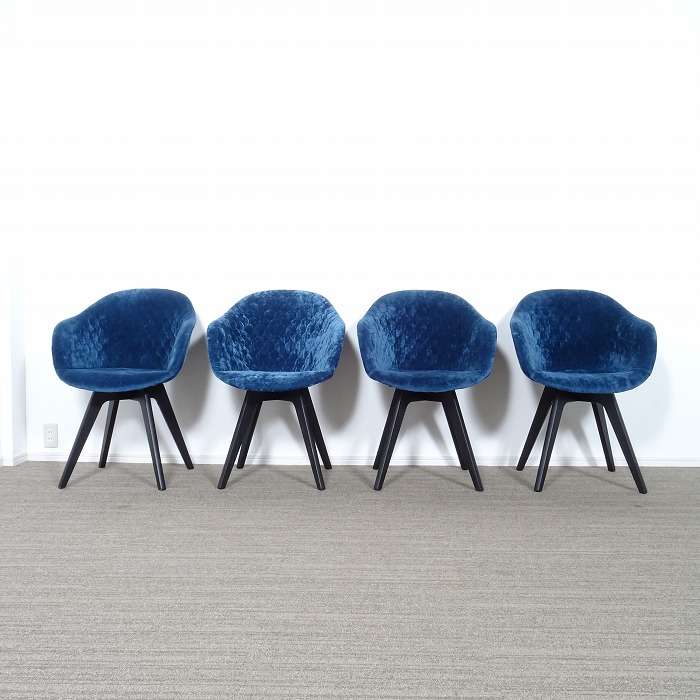 BoConcept ボーコンセプト Adelaide アデレード ダイニングチェア 4脚セット ファブリック 入荷し