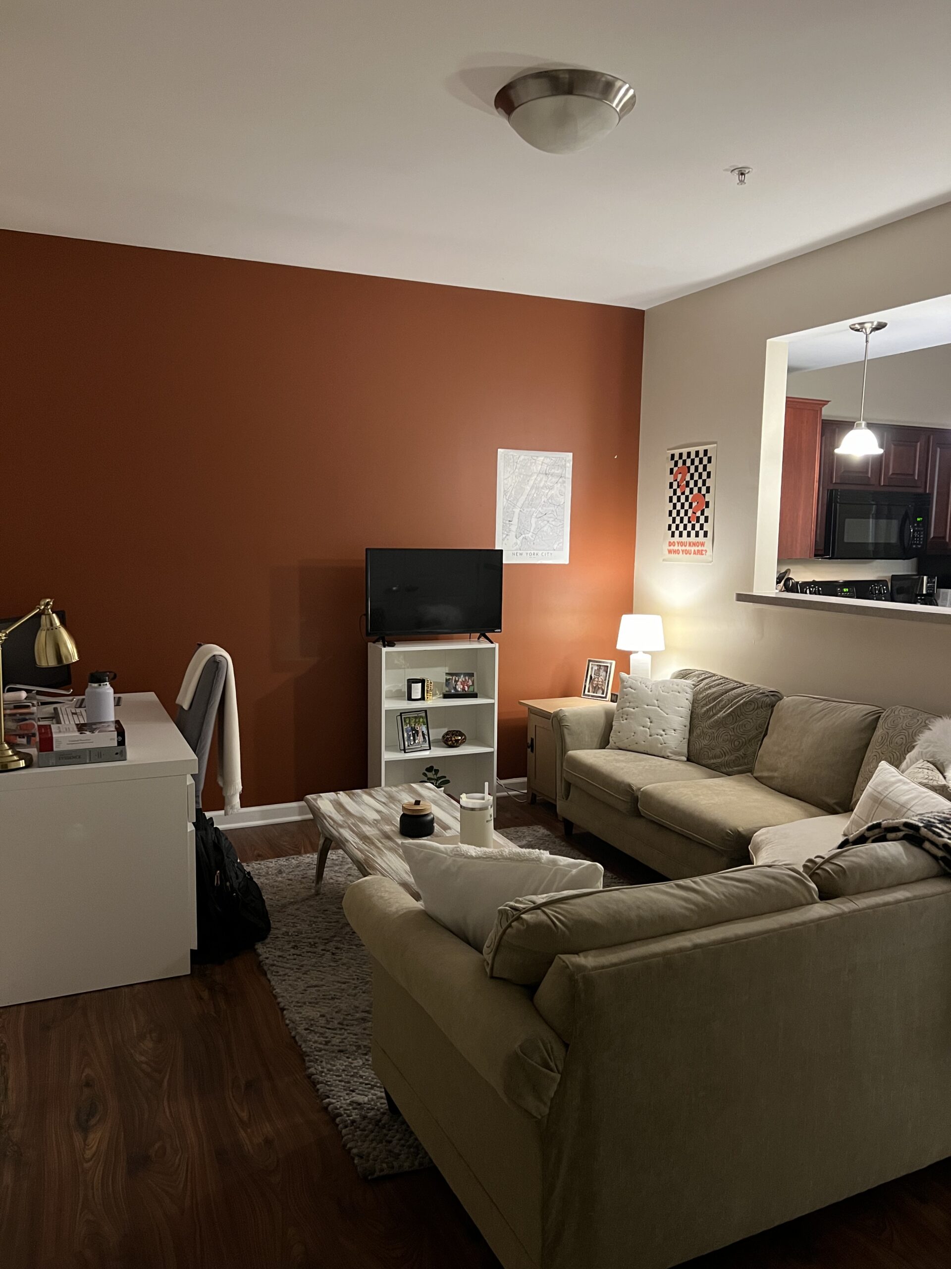 IUOne bedroom apartment, College Ave, Gym Access Included! Semester
