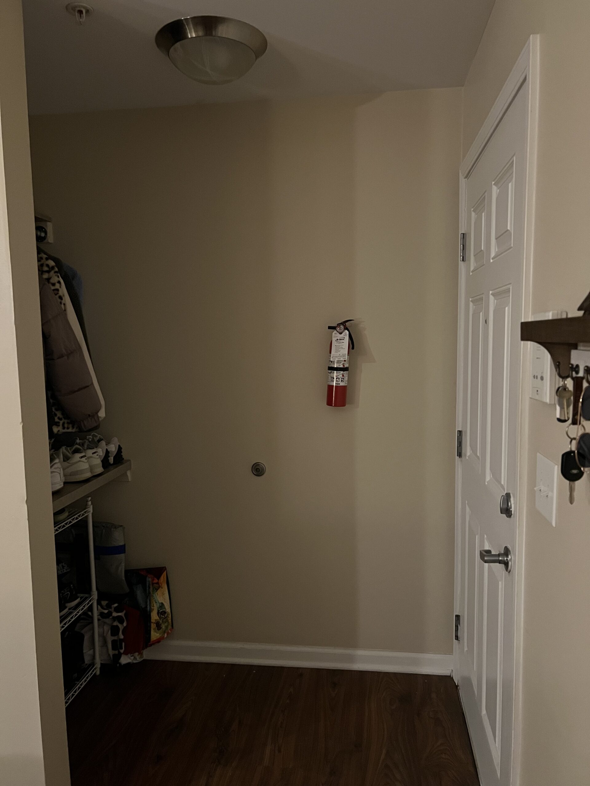 IUOne bedroom apartment, College Ave, Gym Access Included! Semester