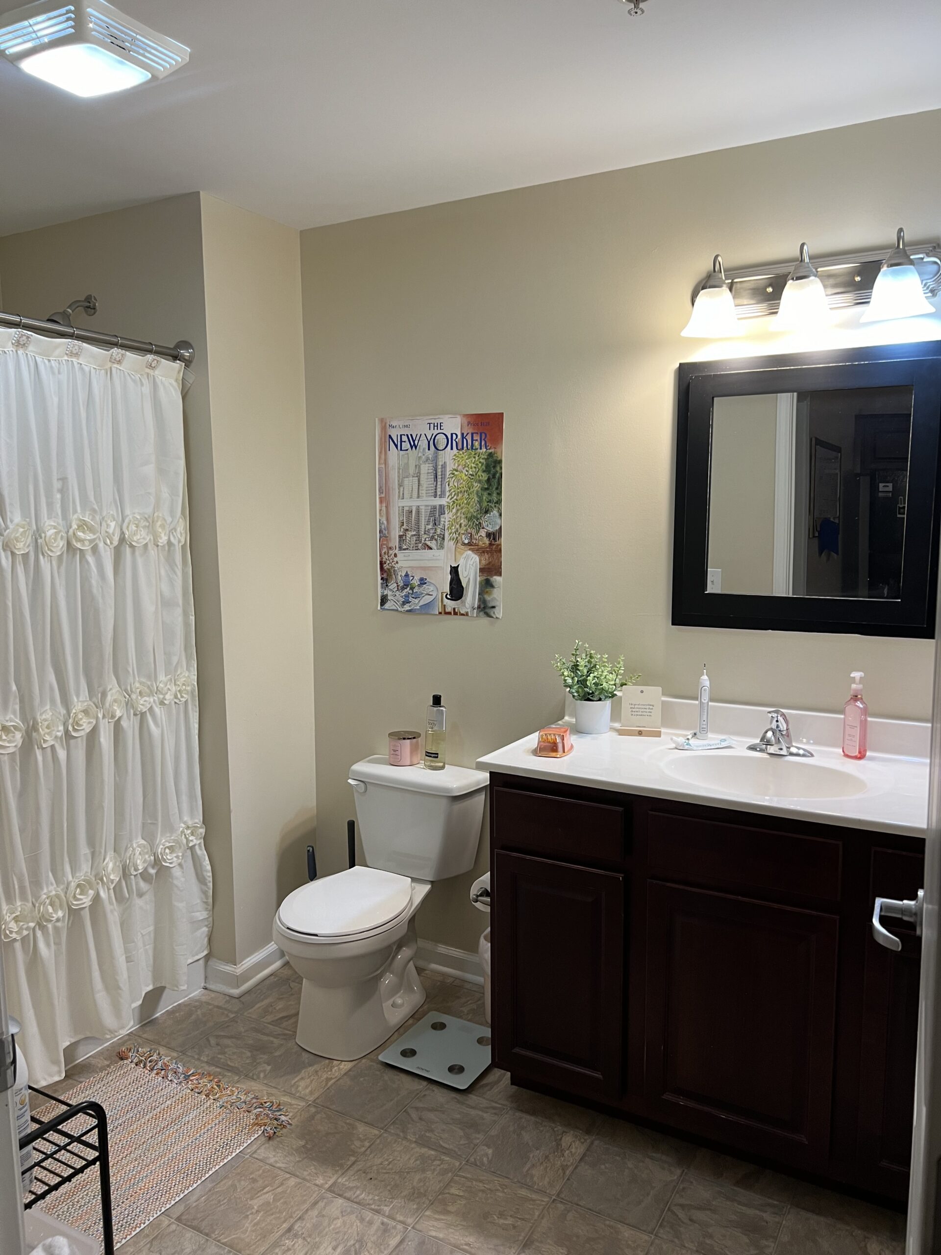 IUOne bedroom apartment, College Ave, Gym Access Included! Semester