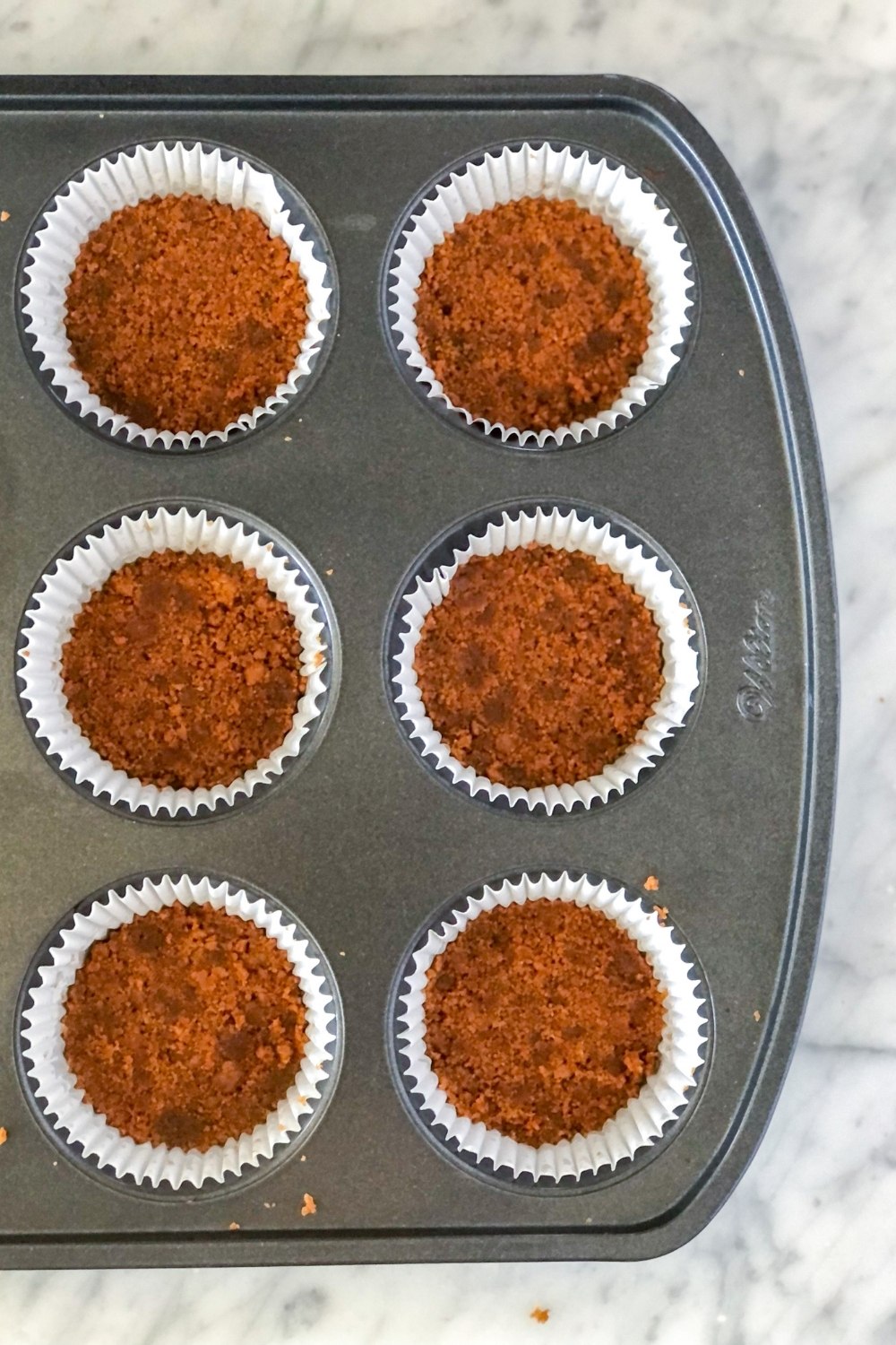 No Bake Mini Biscoff Cheesecakes with Greek Yogurt (Less Sugar)