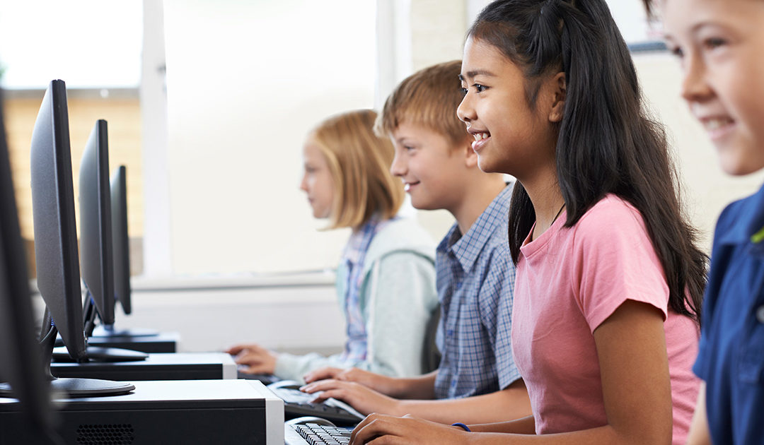 Senator Lindsey Williams Announces Computer Science Education Grant