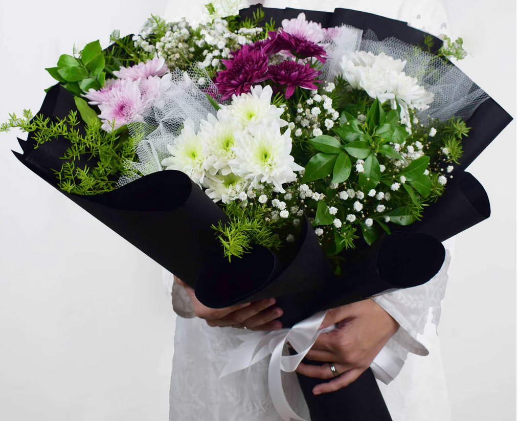 Mid Night Bouquet Same Day Delivery Lahore