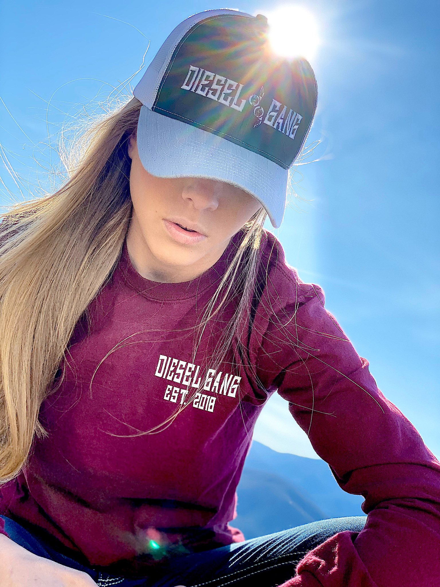 Unveiling Katie Noel's OnlyFans Journey - Powerful Email Solutions