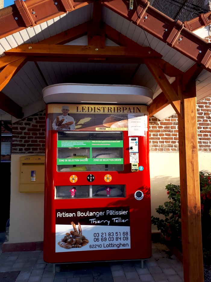 le «DistribPain» est le distributeur automatique de baguettes, pains et