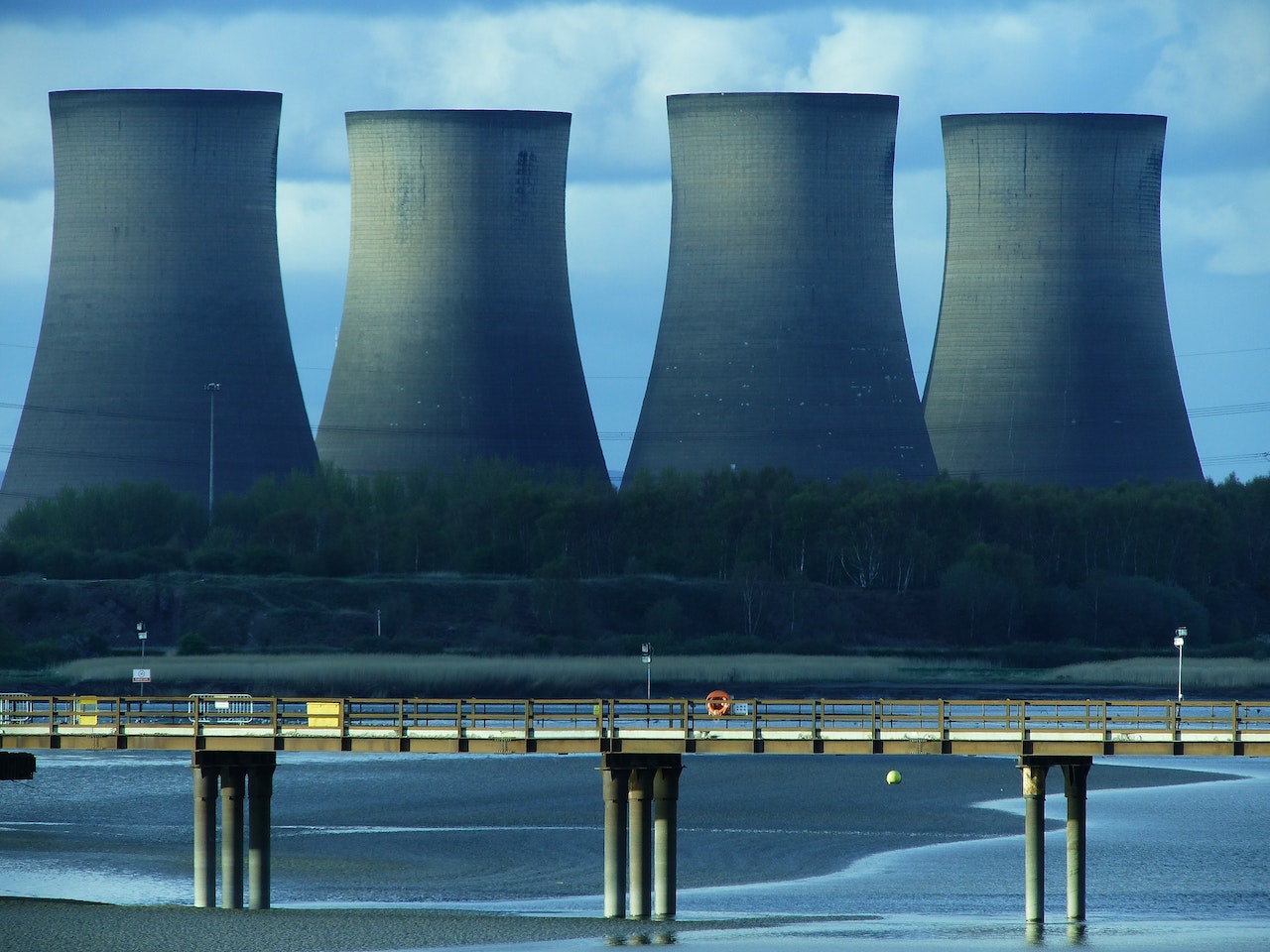 What is a Nuclear Power Plant? Sensational Tech