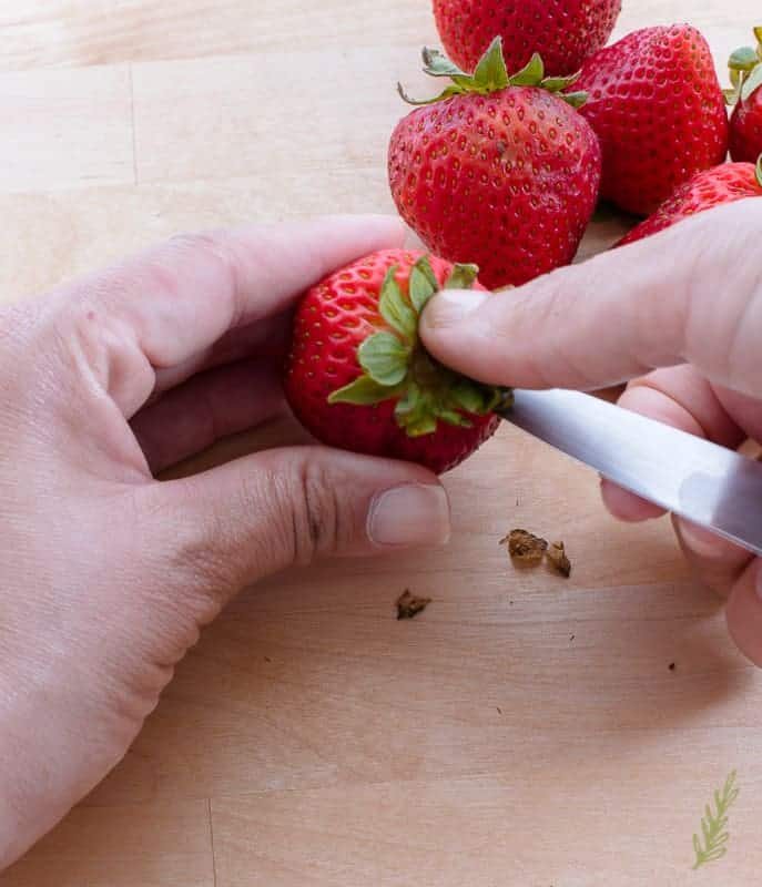 Hull a Strawberry Sense & Edibility's Culinary Class Sense & Edibility