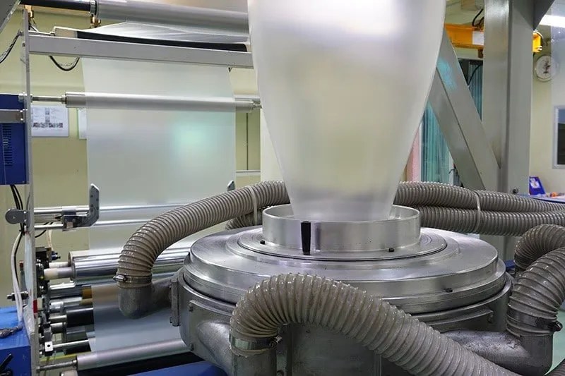 Control bubbel during extrusion process of plastic Sensor Partners