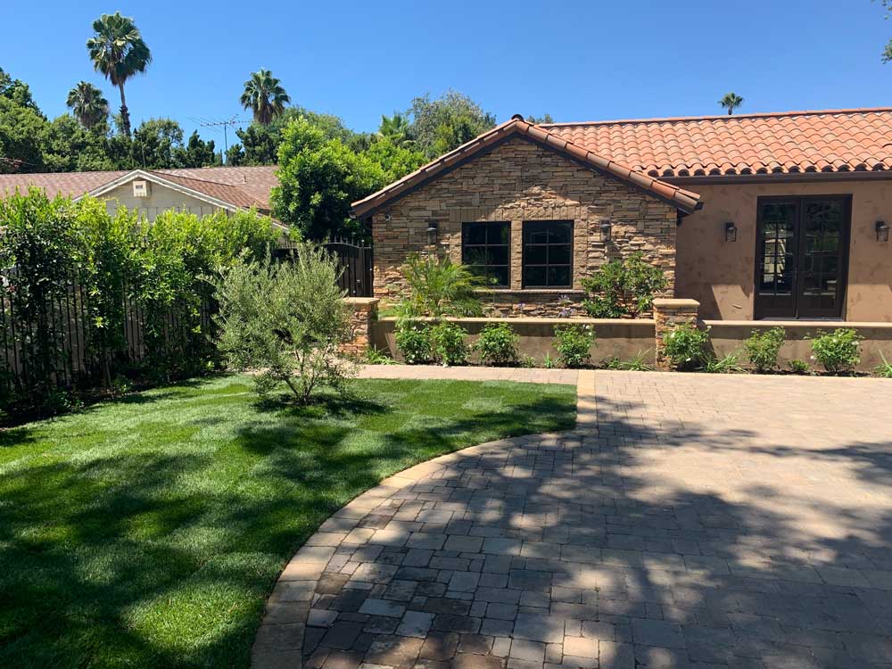 Lawn Services Encino, CA
