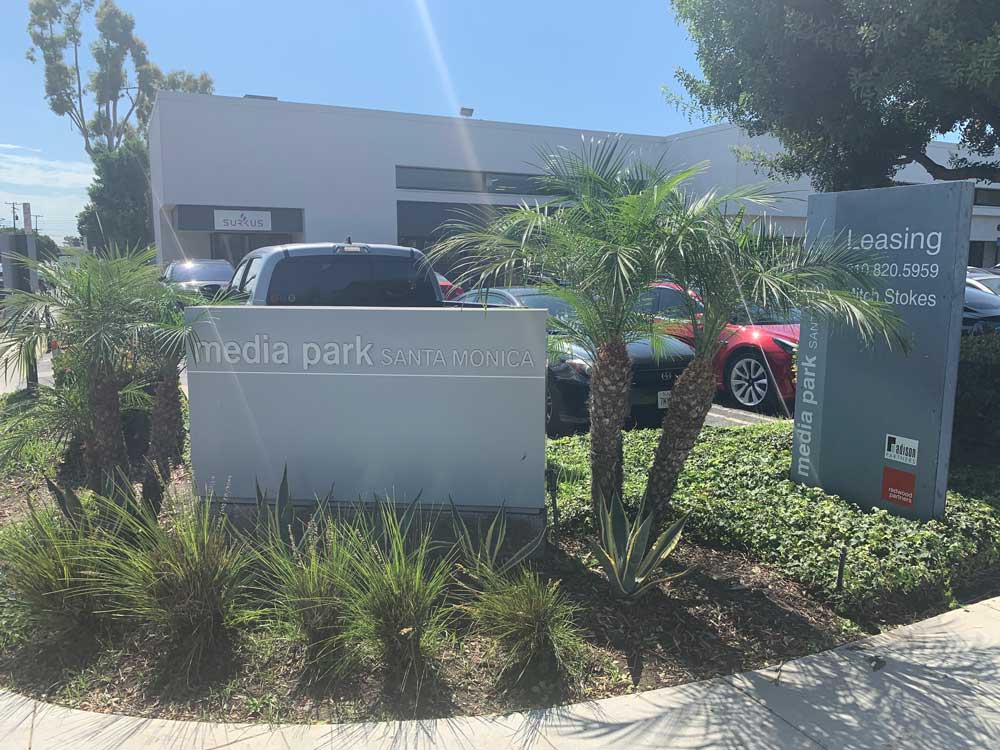 Lawn Services Encino, CA