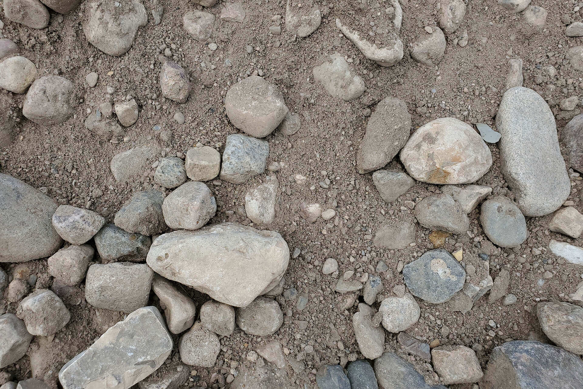 Course Pitrun Gravel 3" Minus Serbu Sand & Gravel