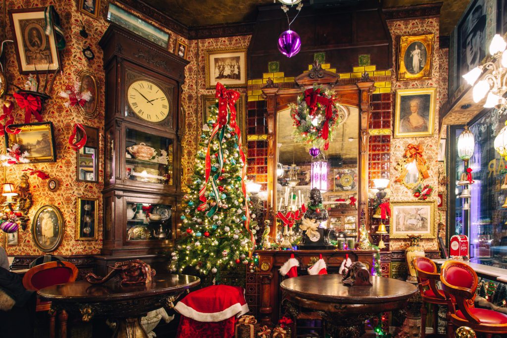 The Most Festive Christmas Pop Up Bars and Restaurants in NYC Serena