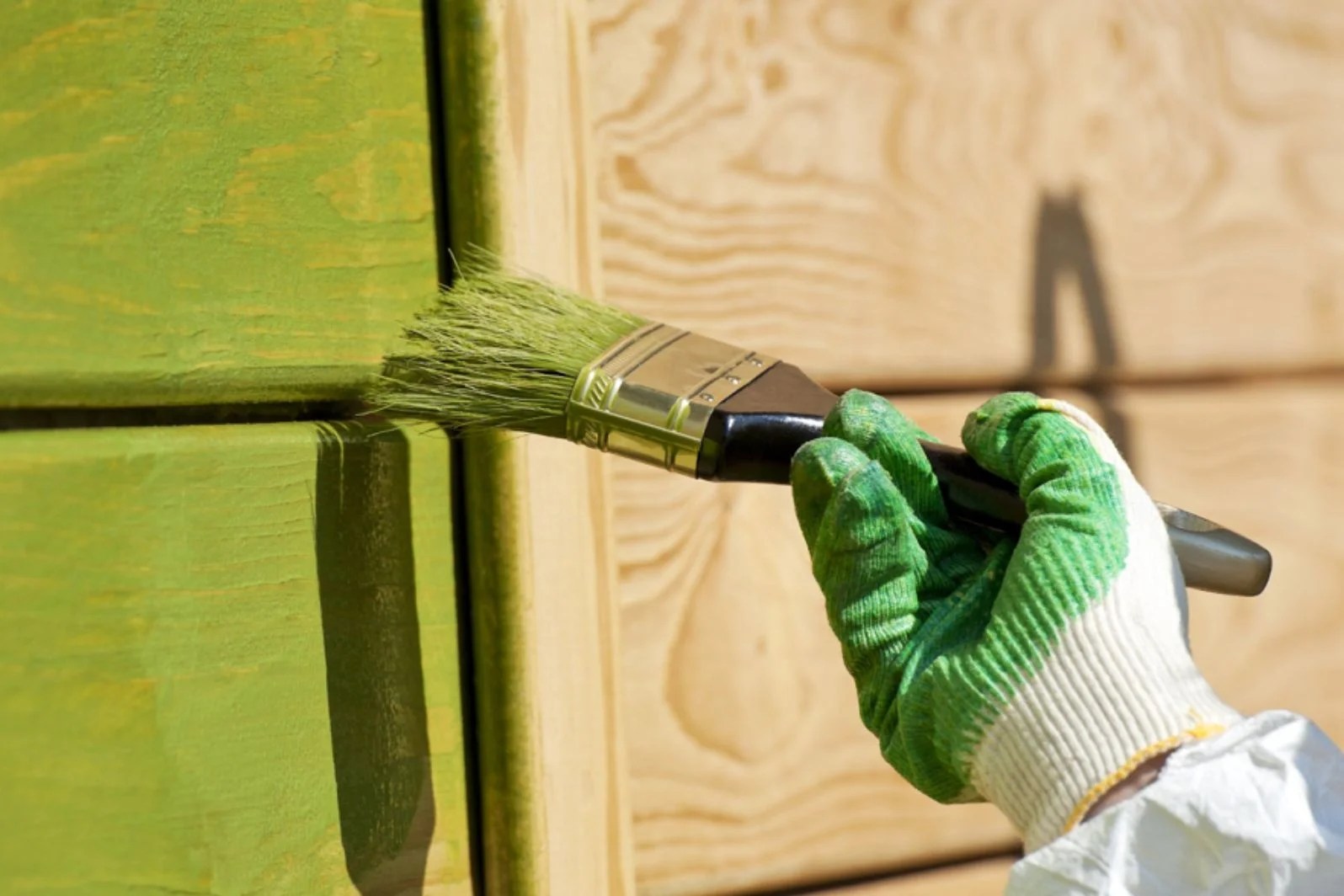 The Best Green Exterior Paint Colors for Commercial Buildings in 2023