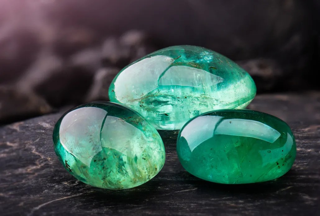 The Complete Guide to Jade Healing Crystal and How to Use It