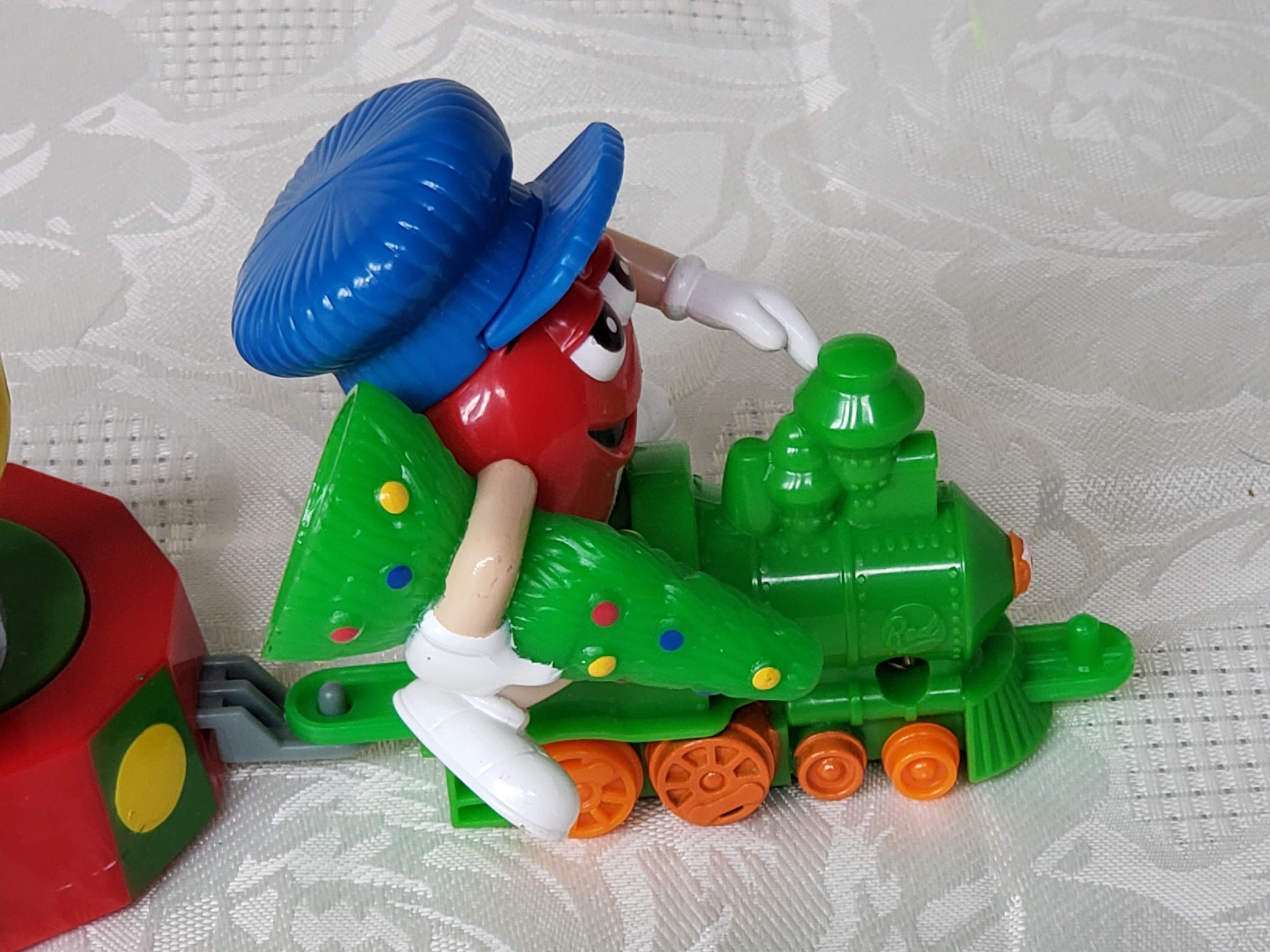 M&M Train 5 Piece Set Aunt Gladys' Attic